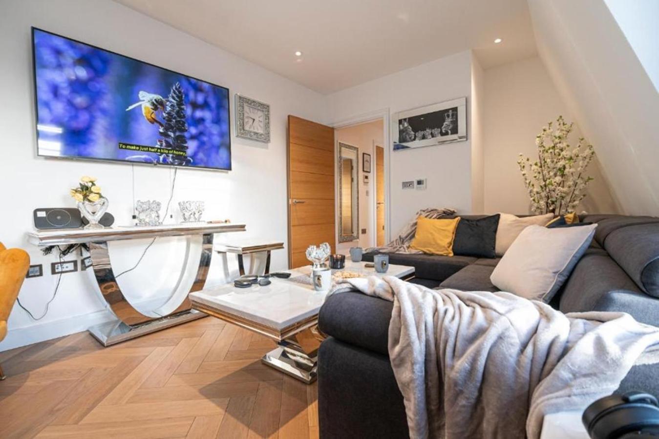 Marble Arch Penthouses With Skyline Views Лондон Экстерьер фото